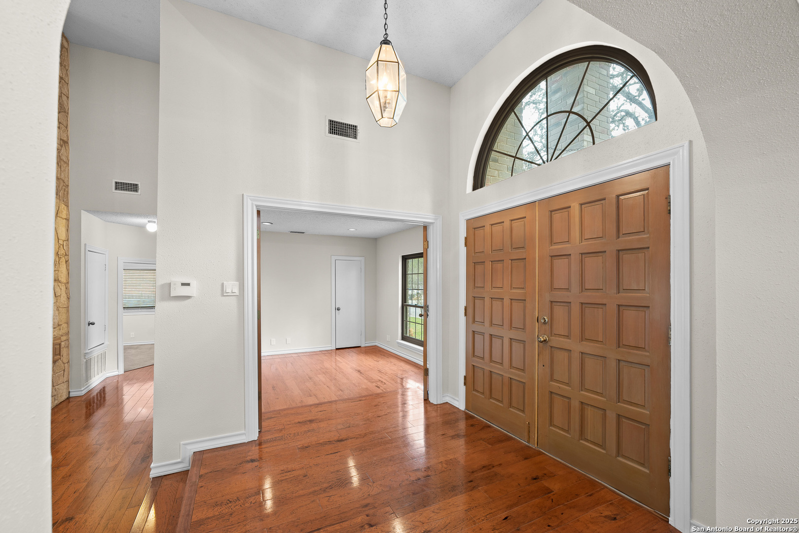 3019 ORCHARD HL