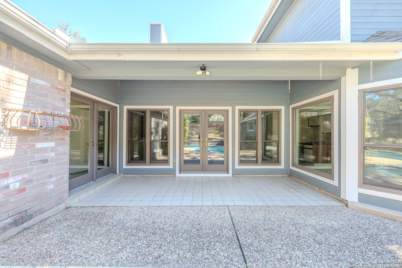 3019 ORCHARD HL