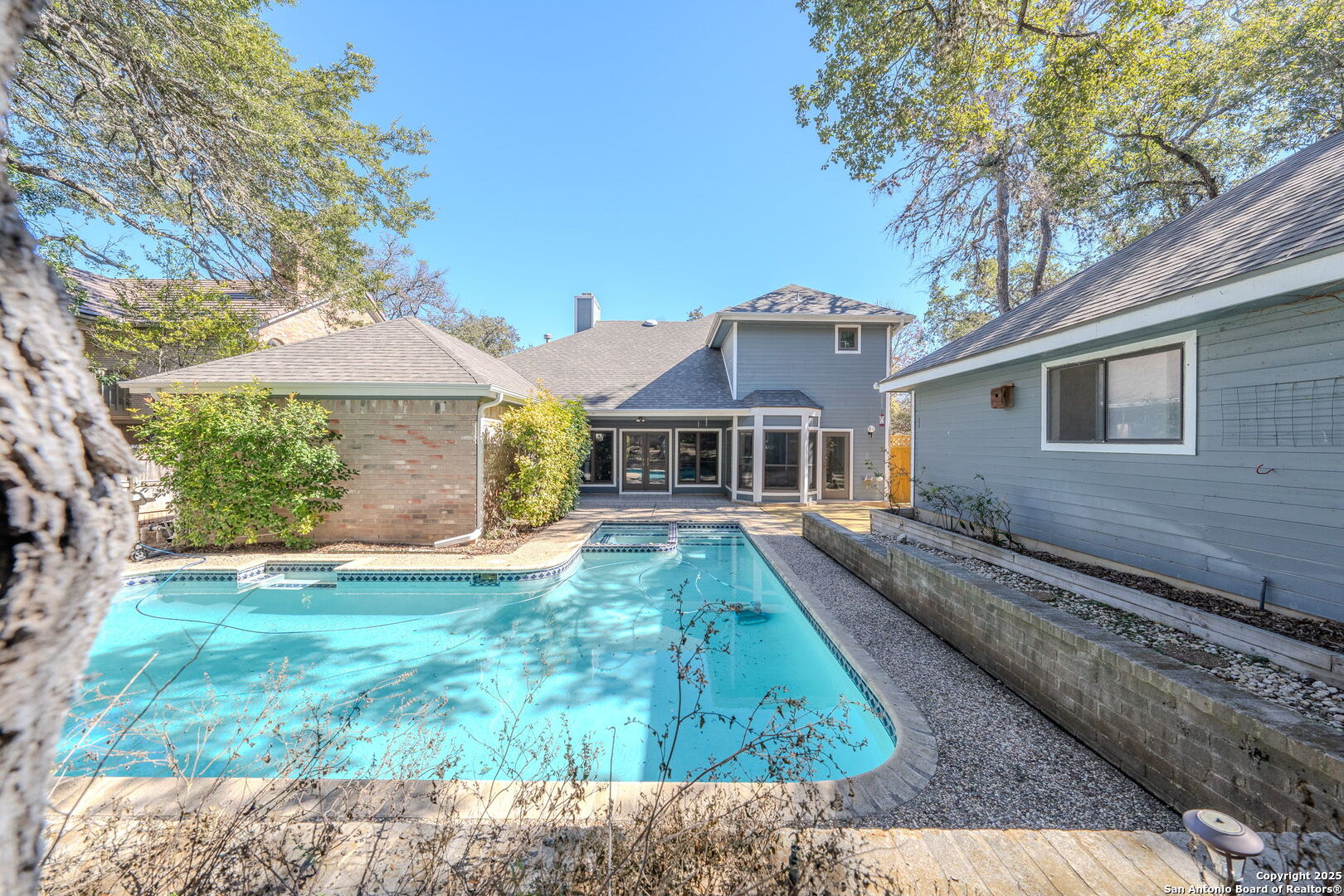 3019 ORCHARD HL