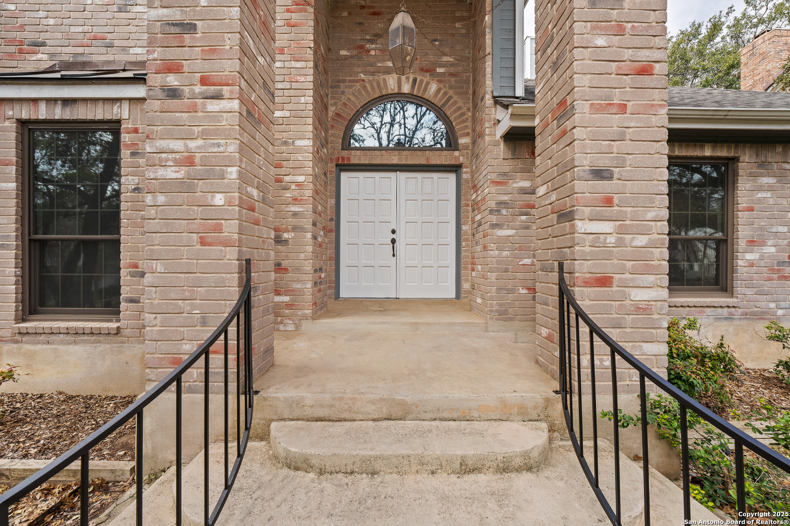 3019 ORCHARD HL