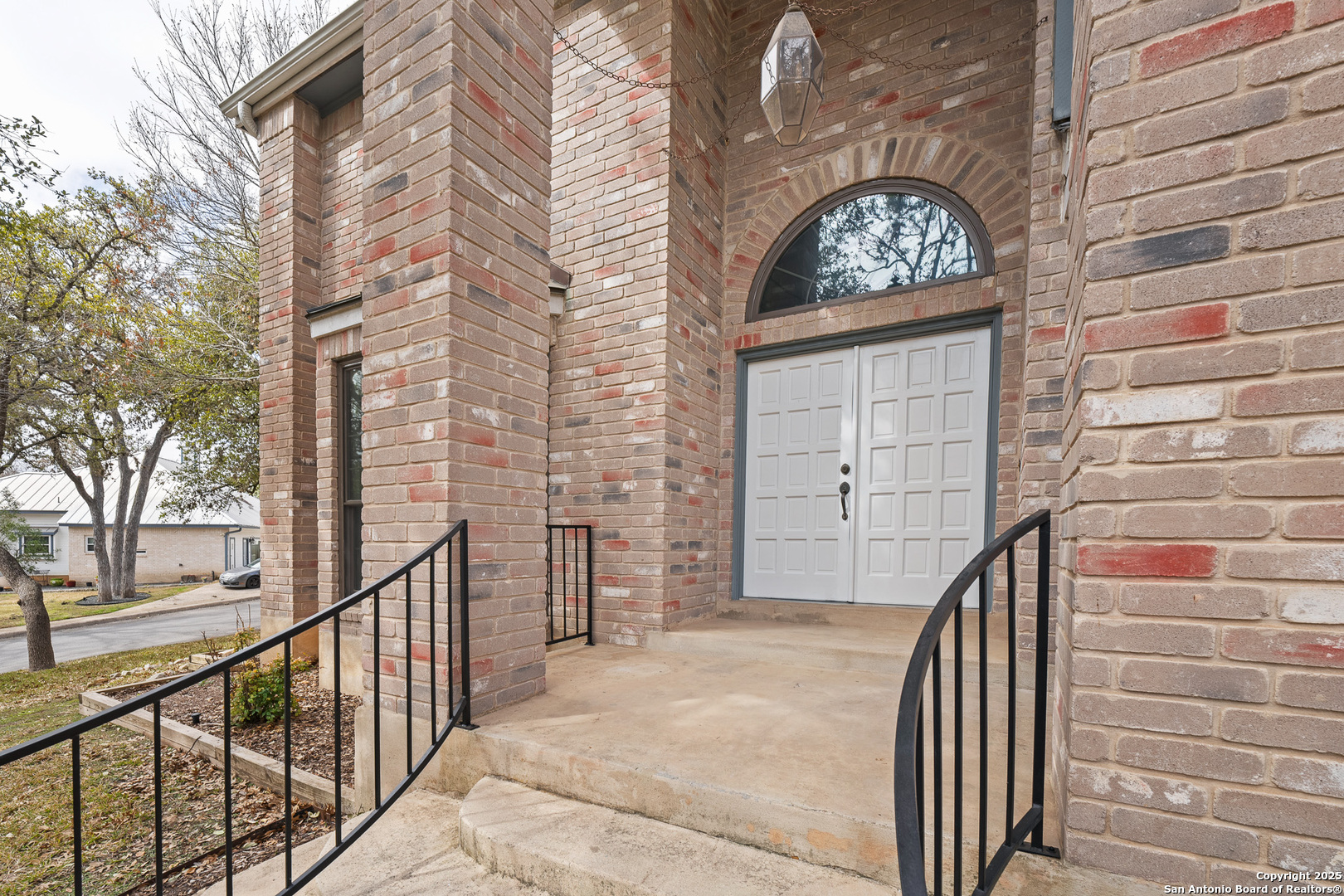 3019 ORCHARD HL