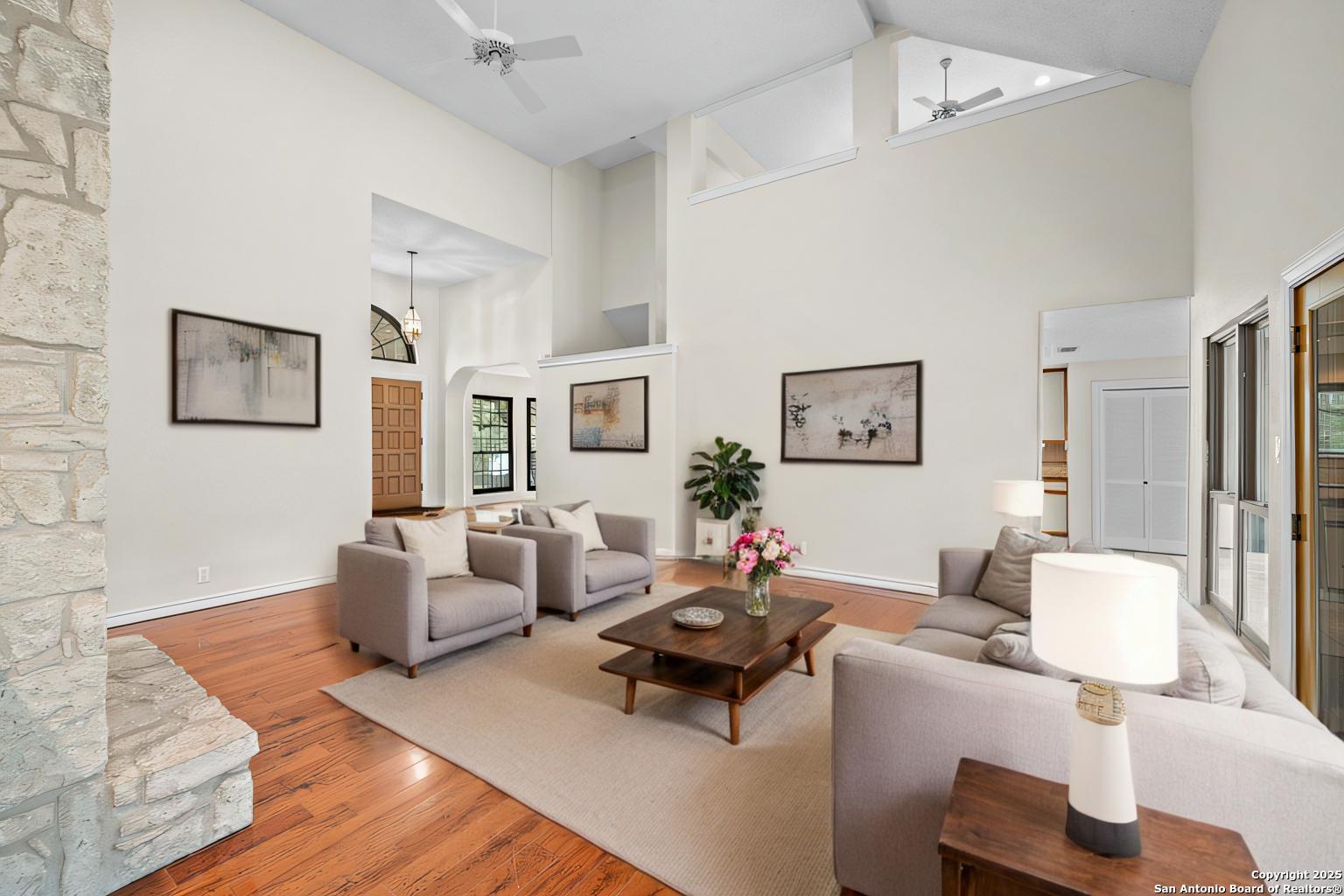 3019 ORCHARD HL