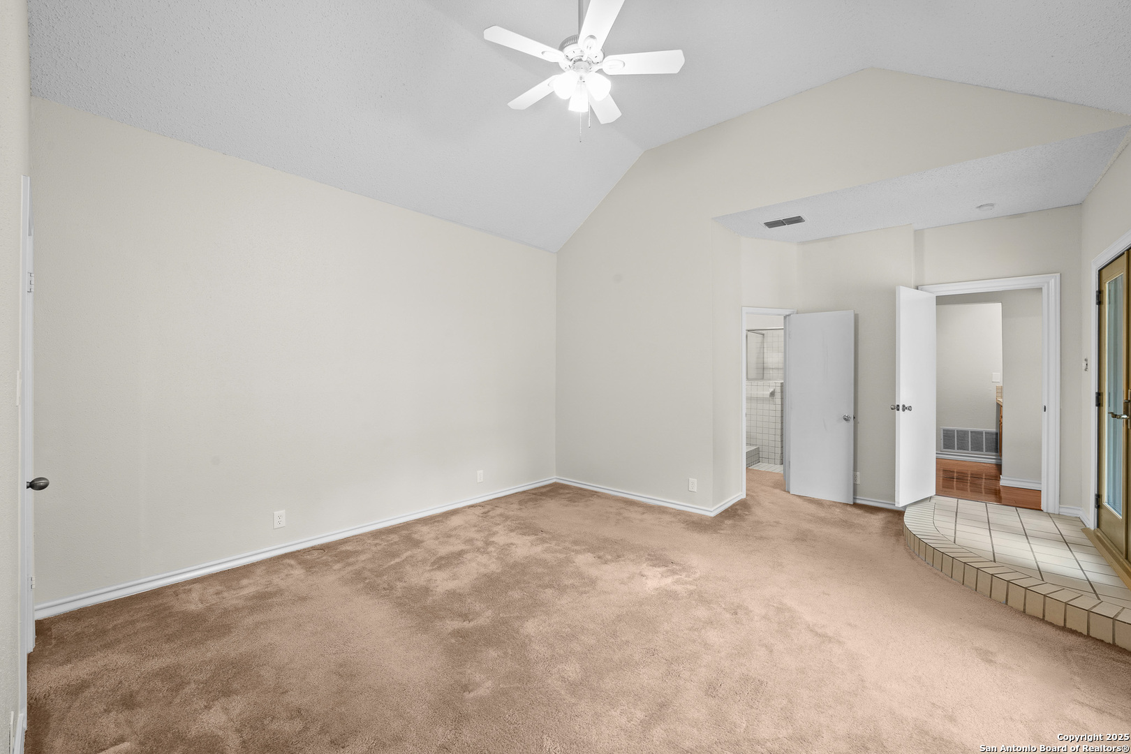 3019 ORCHARD HL