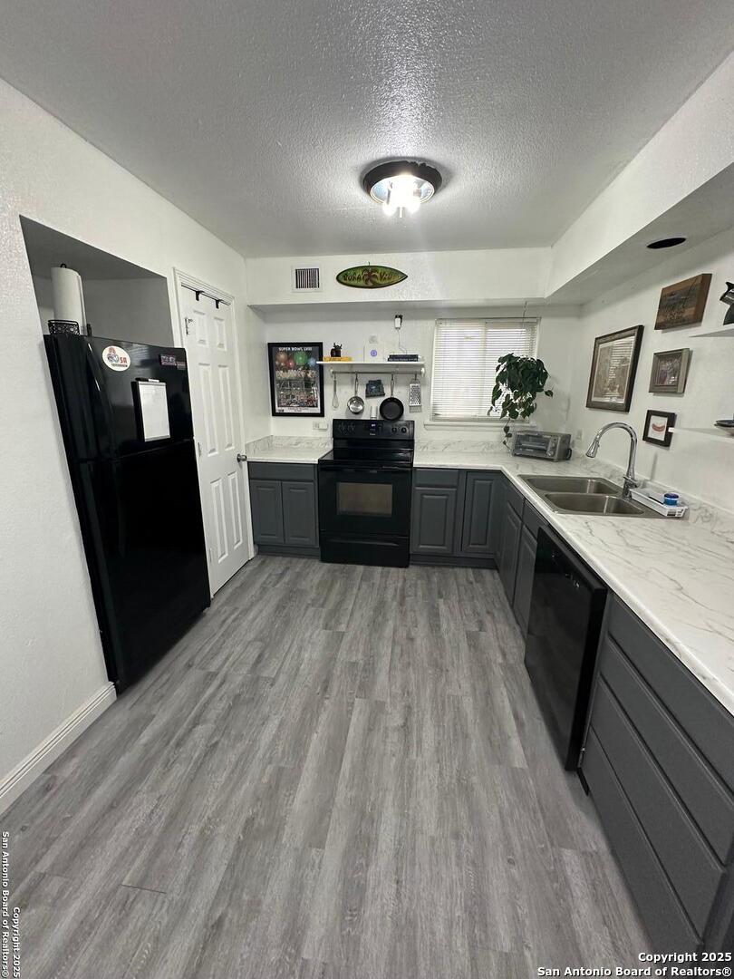 255 E RAMPART DR Unit: 211