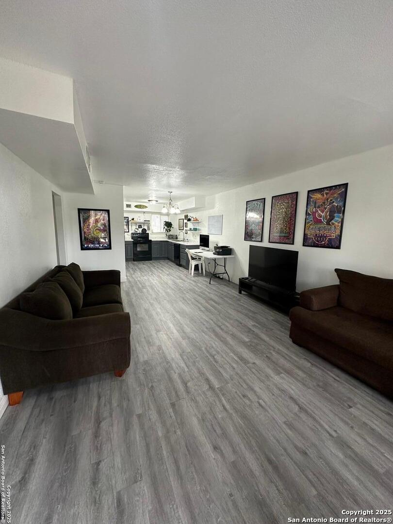 255 E RAMPART DR Unit: 211