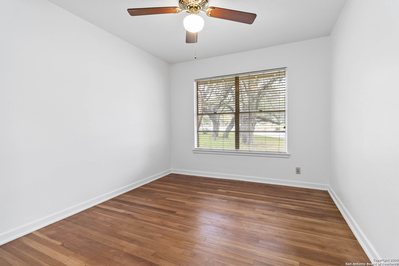 2822 Hitching Post