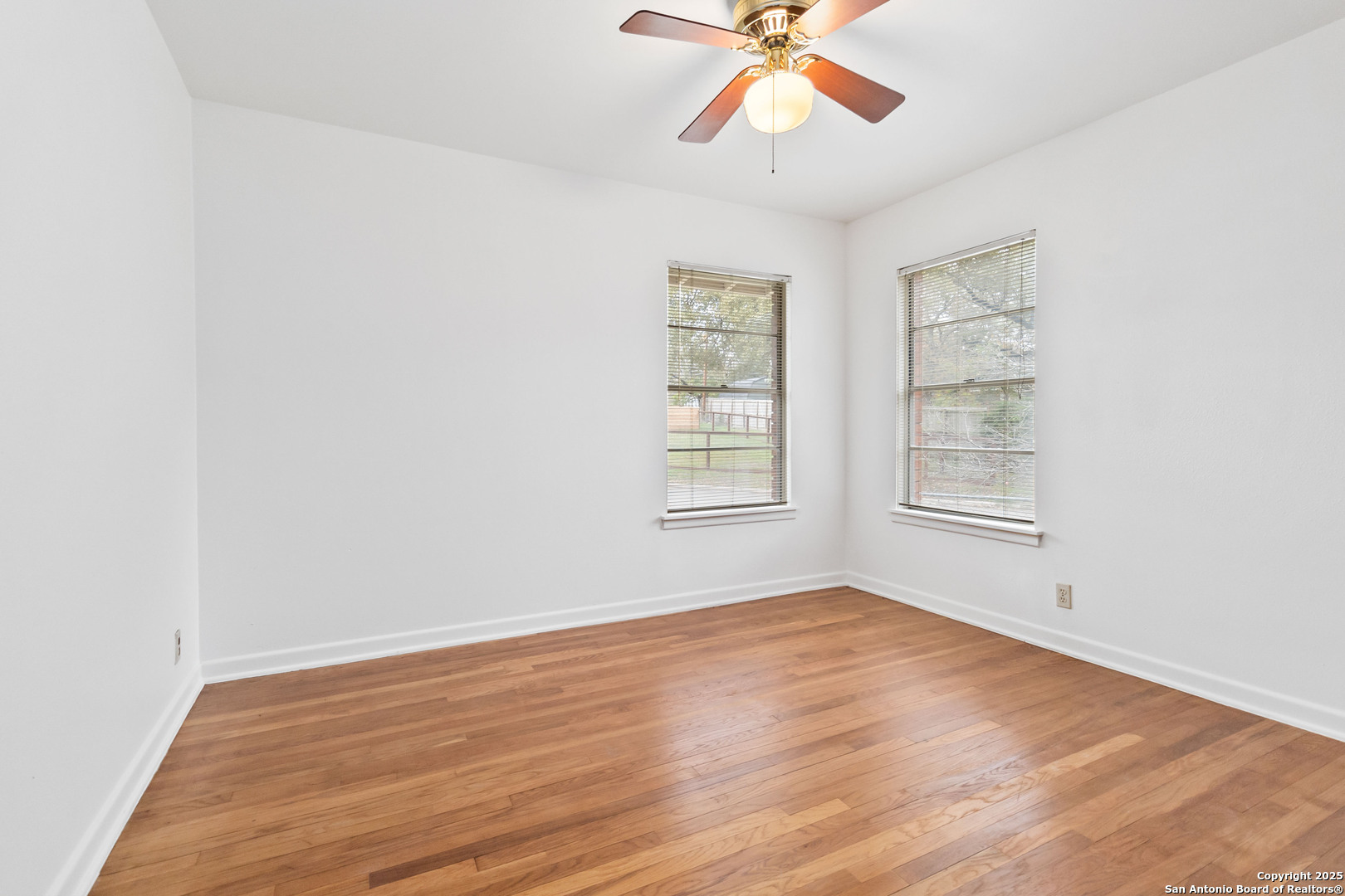 2822 Hitching Post