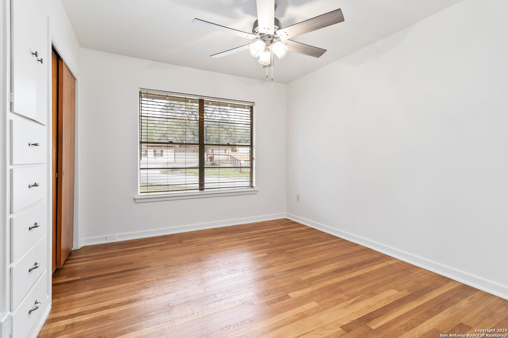 2822 Hitching Post
