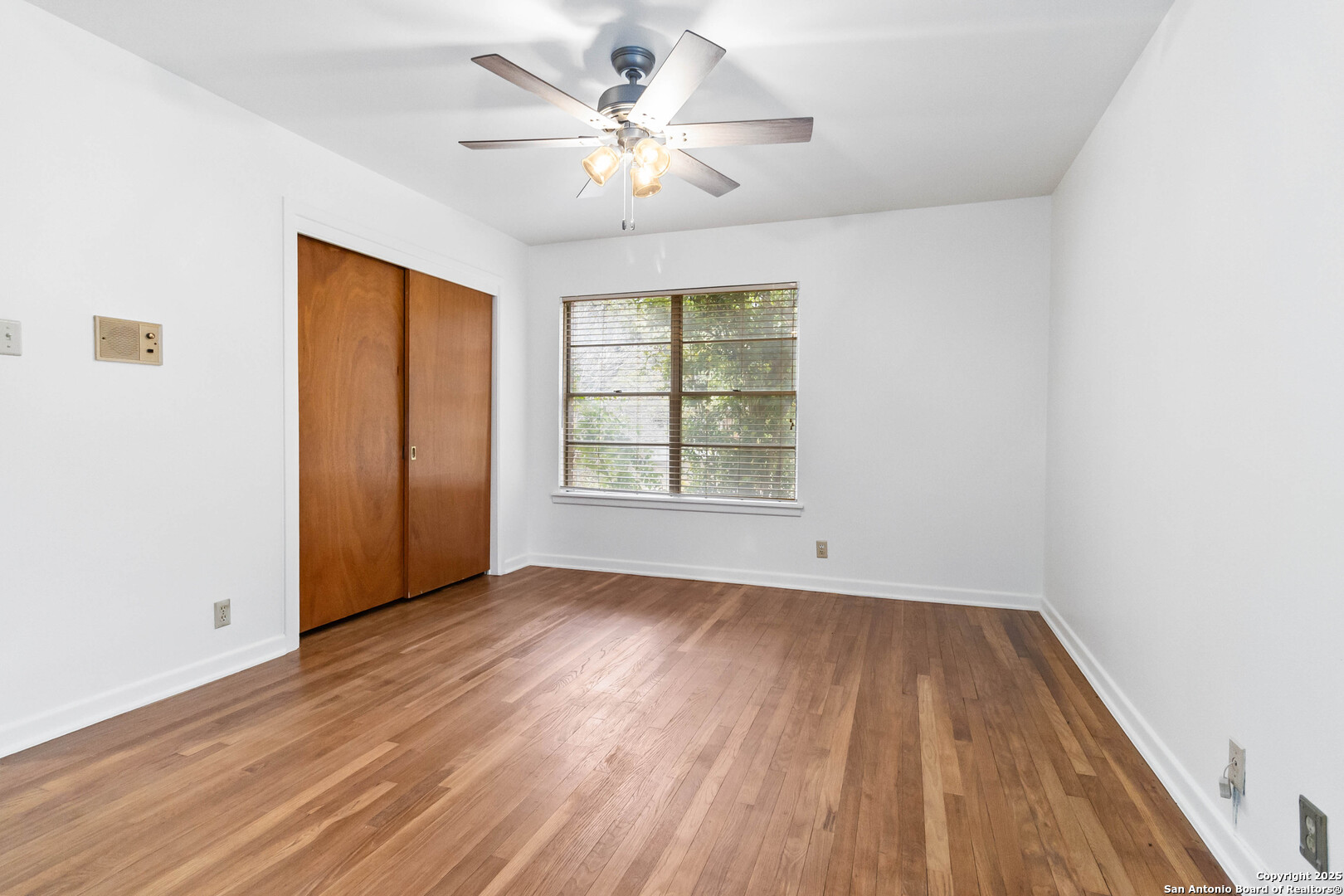 2822 Hitching Post