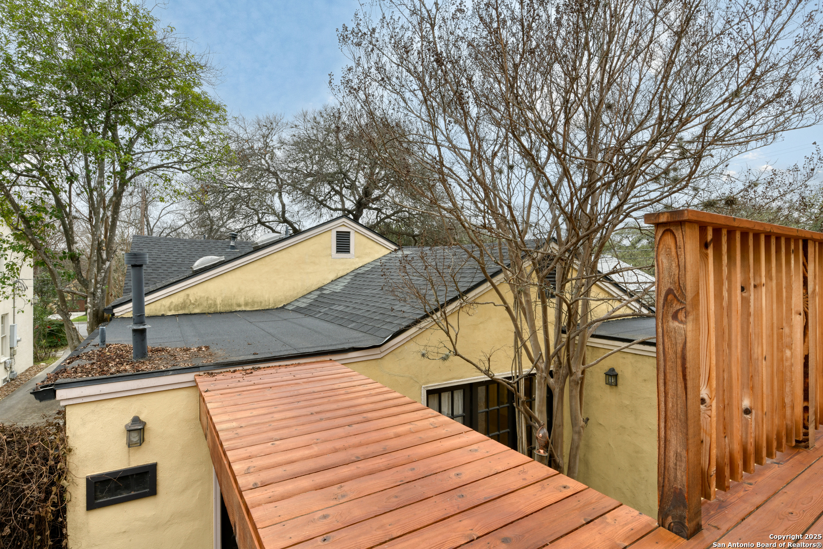 315 COLLEGE BLVD