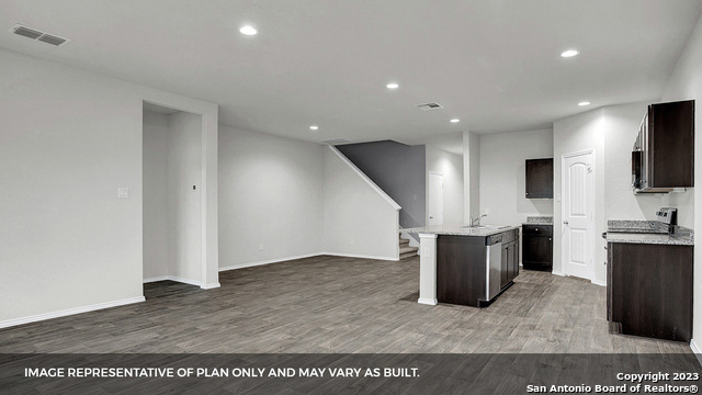 21252 Millstream Bend