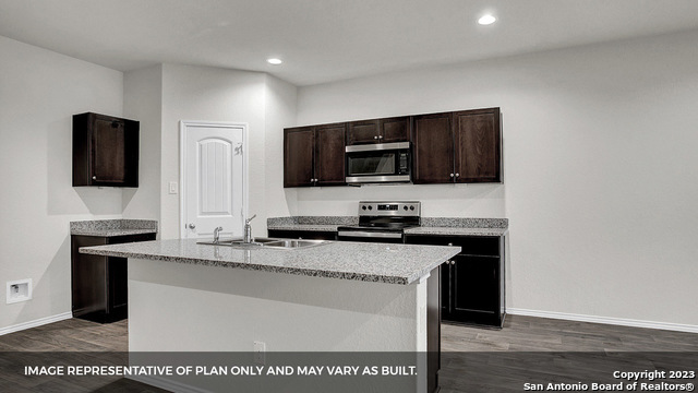 21252 Millstream Bend