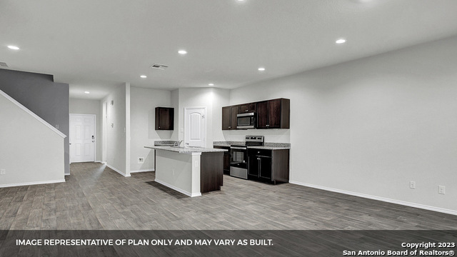 21252 Millstream Bend
