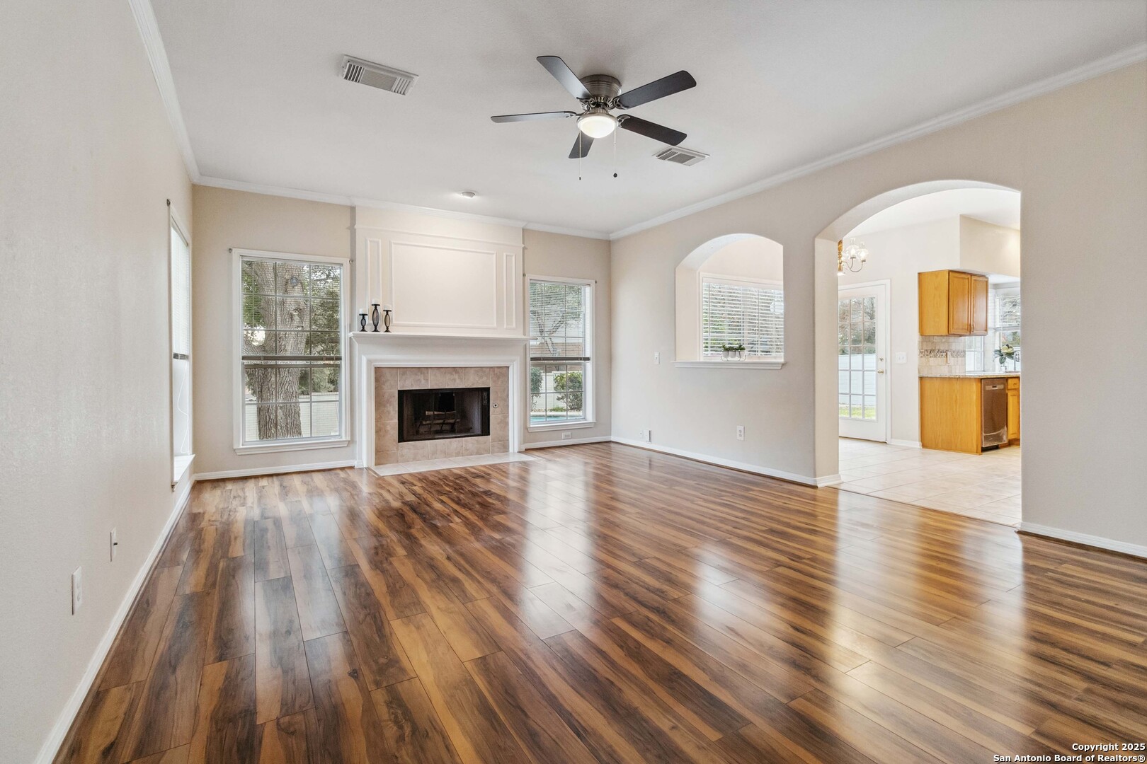 8842 Goodwick Heights