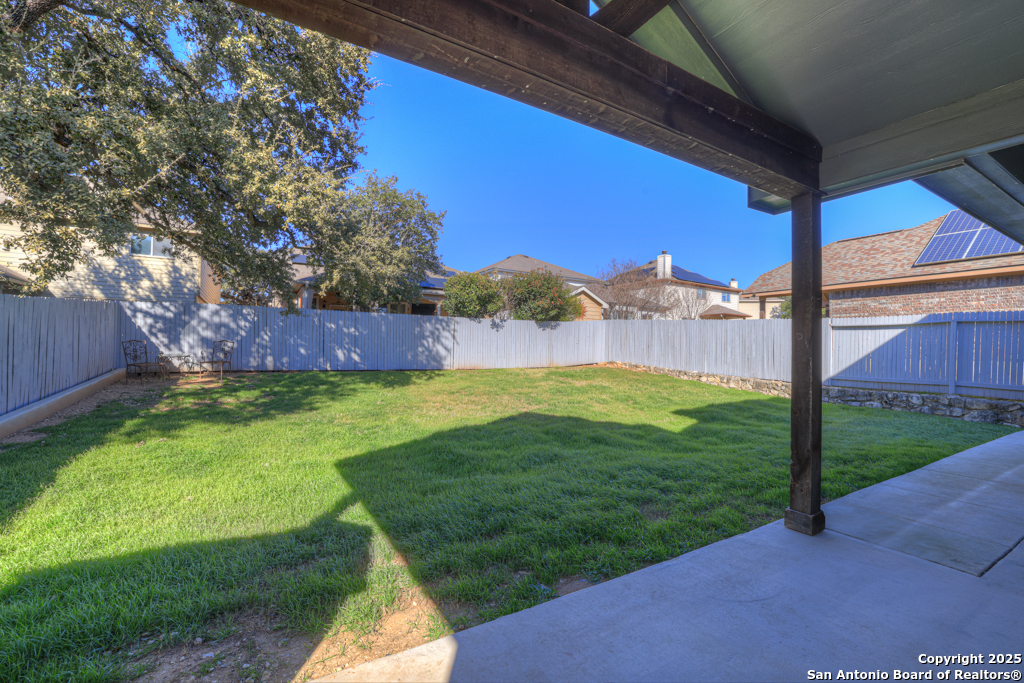 7611 Mission Summit