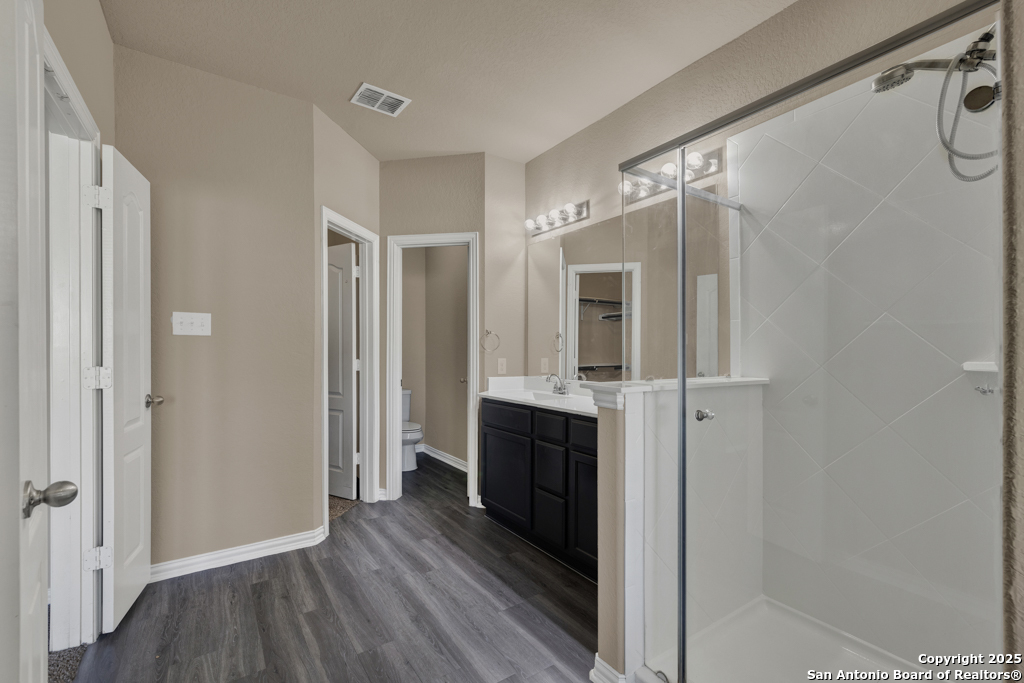 7611 Mission Summit