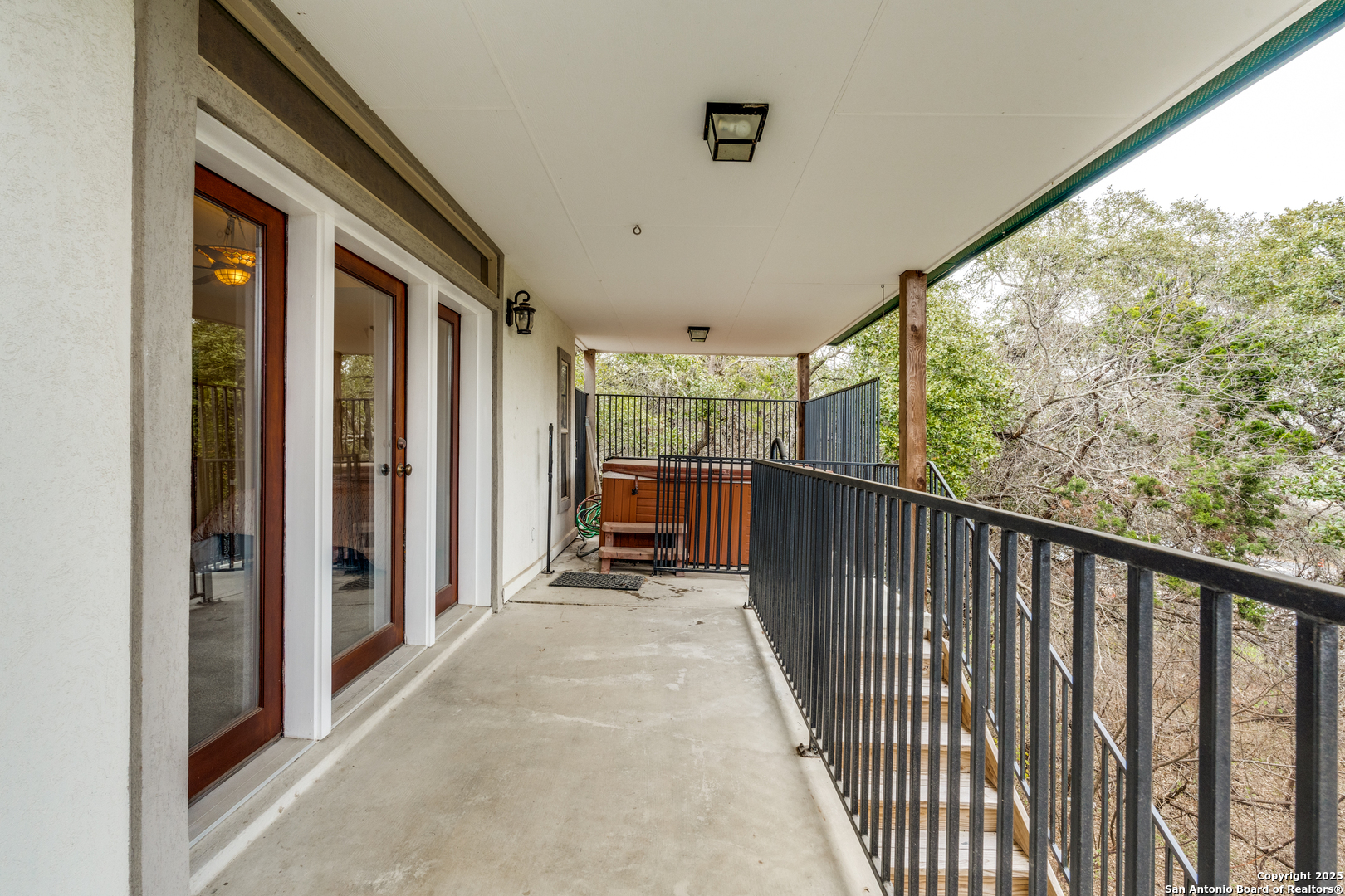 2667 Country Ledge
