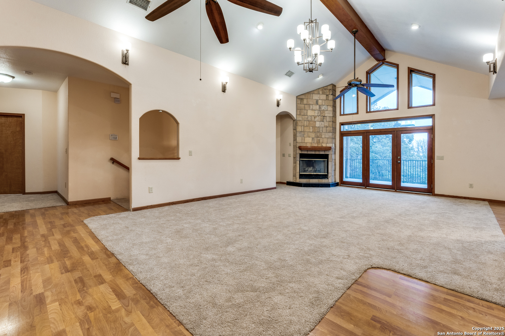 2667 Country Ledge