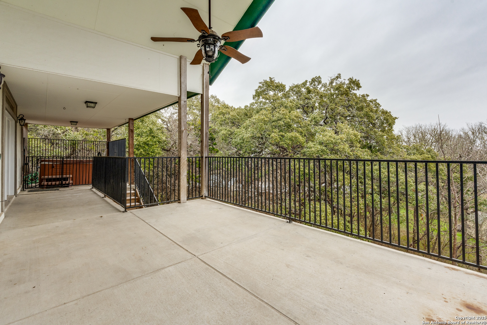 2667 Country Ledge