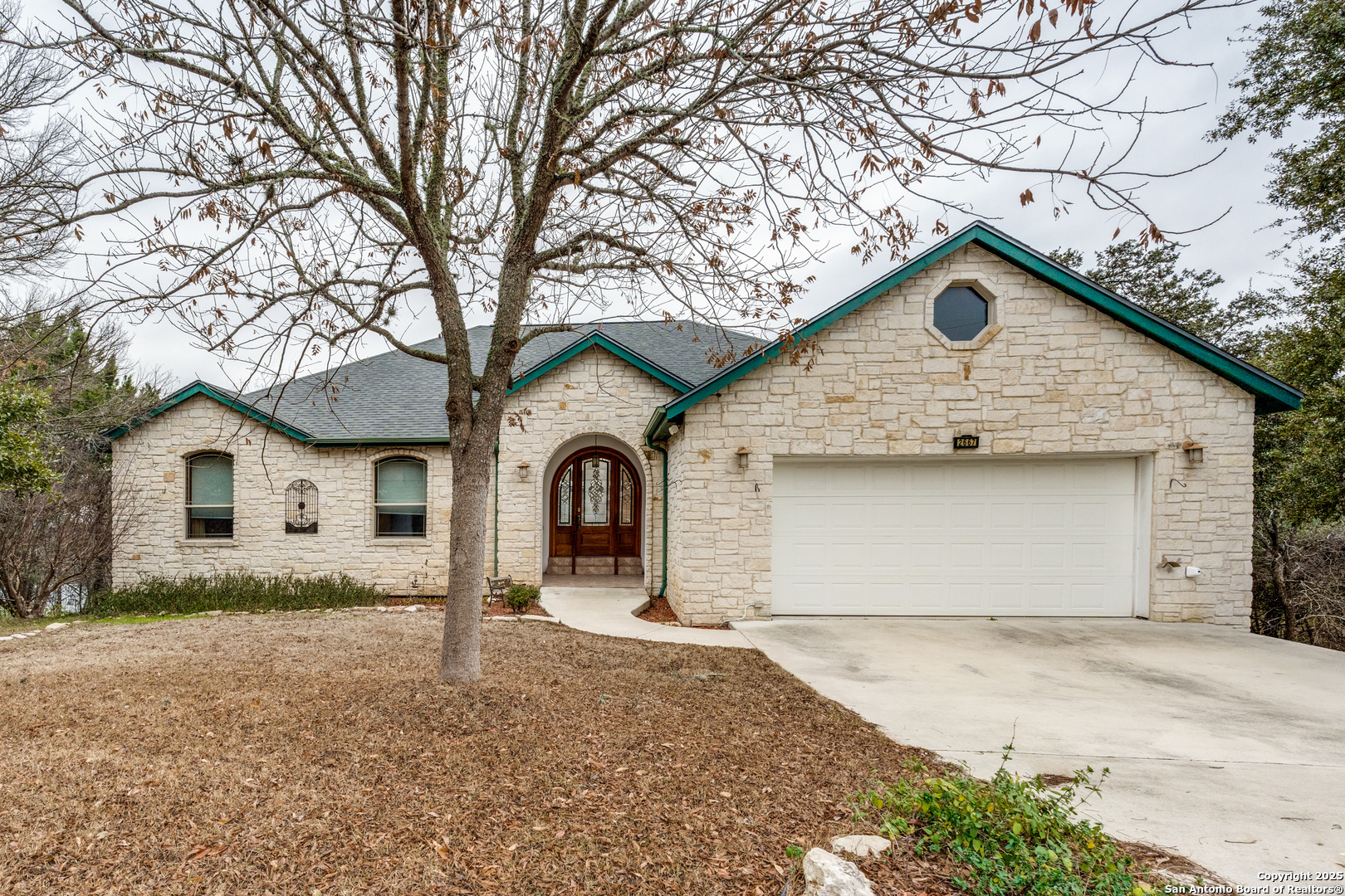 2667 Country Ledge