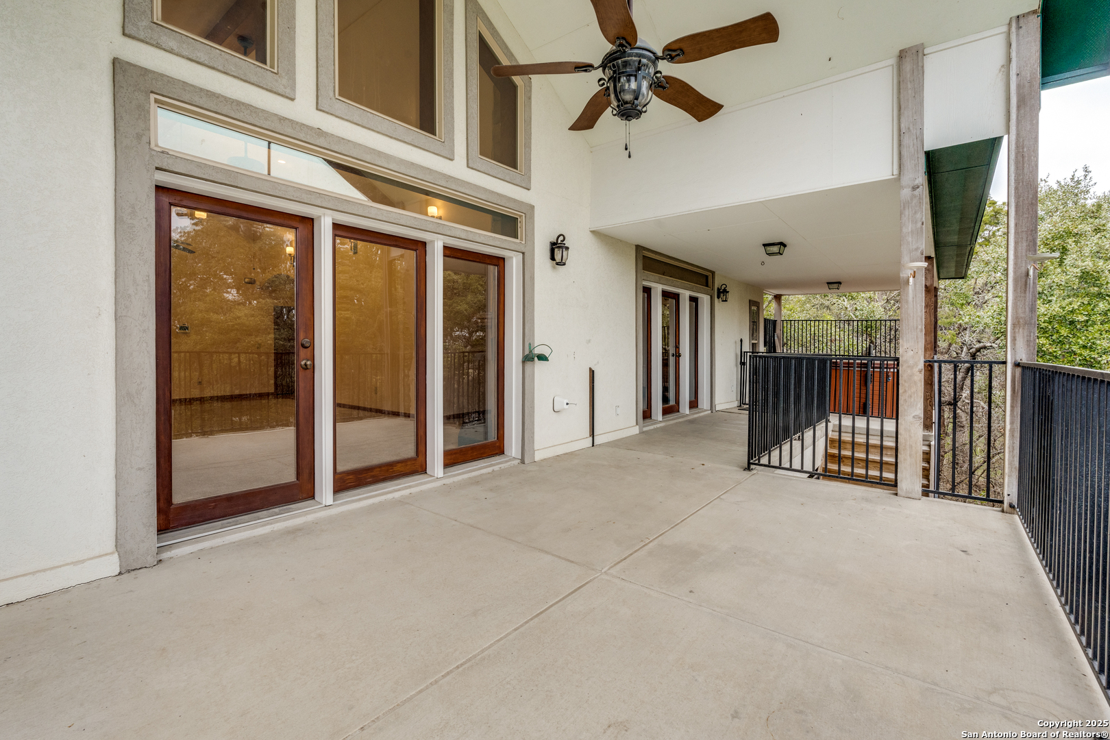 2667 Country Ledge