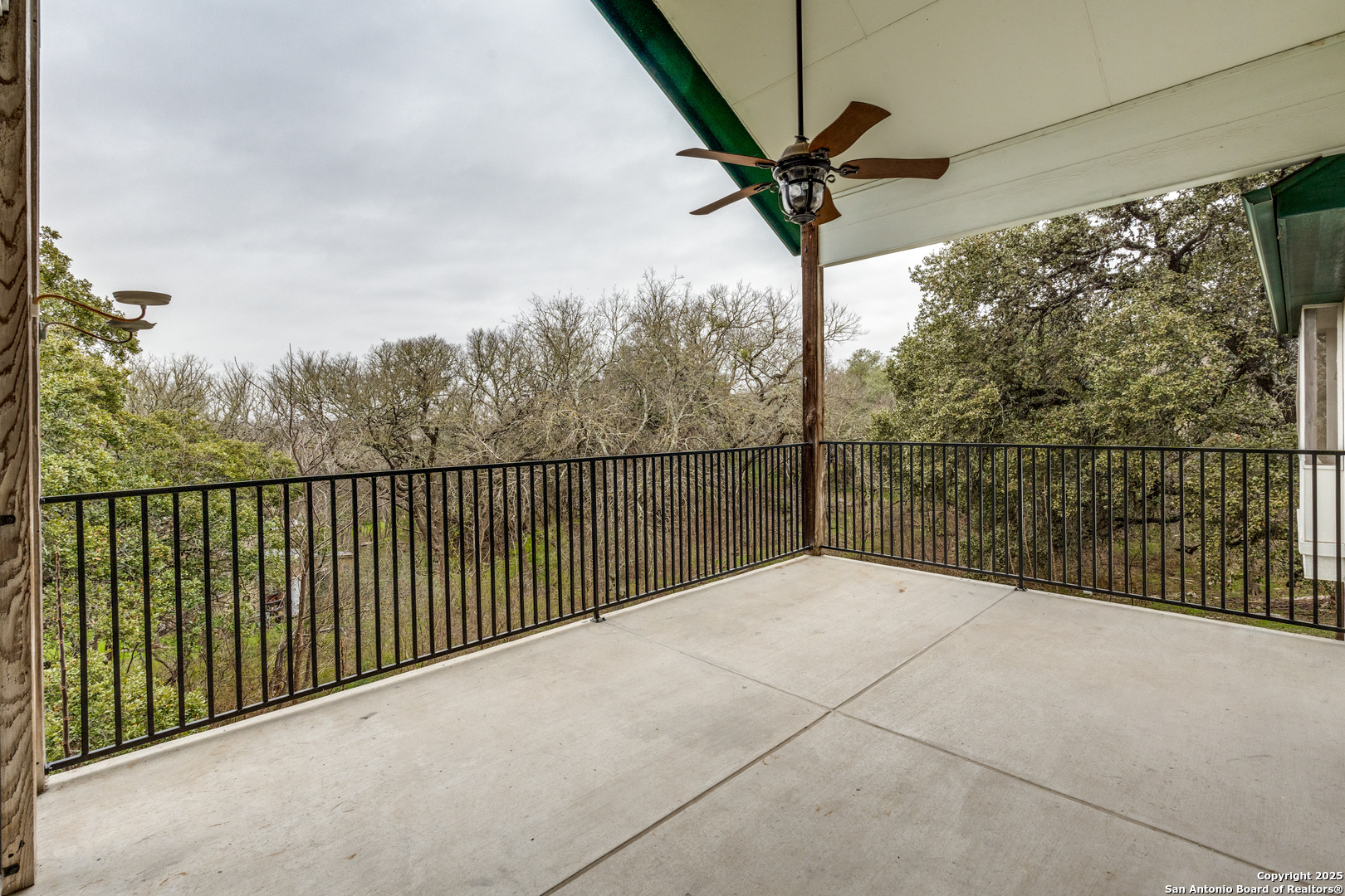 2667 Country Ledge
