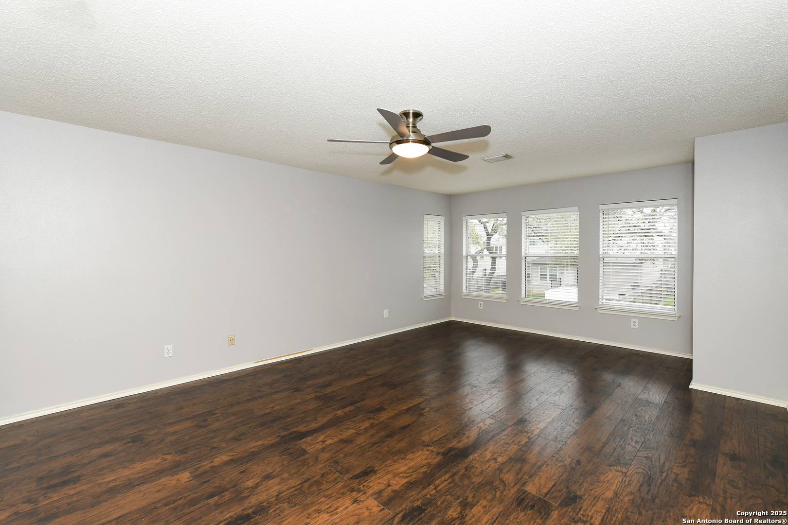 12023 GABLE OAKS