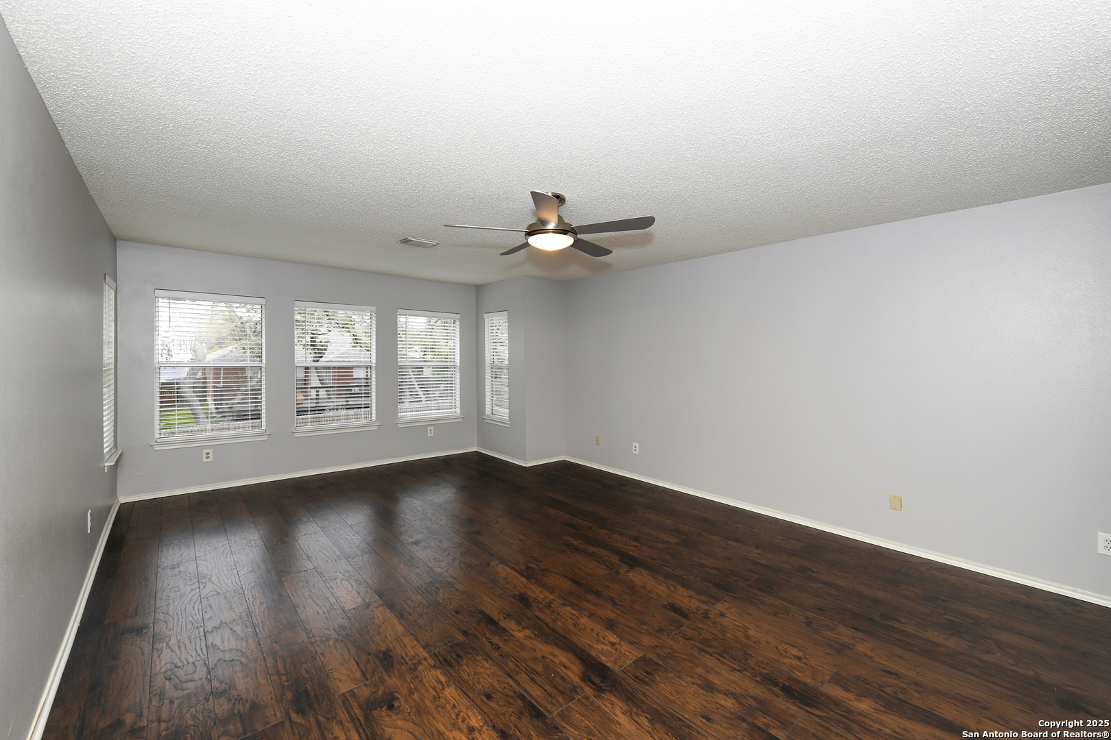 12023 GABLE OAKS
