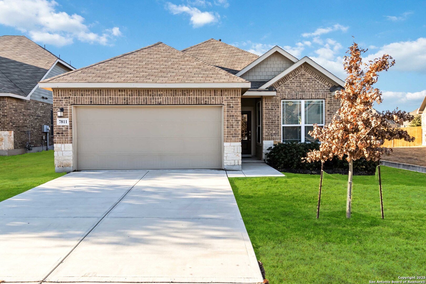 7811 Belmont Valley