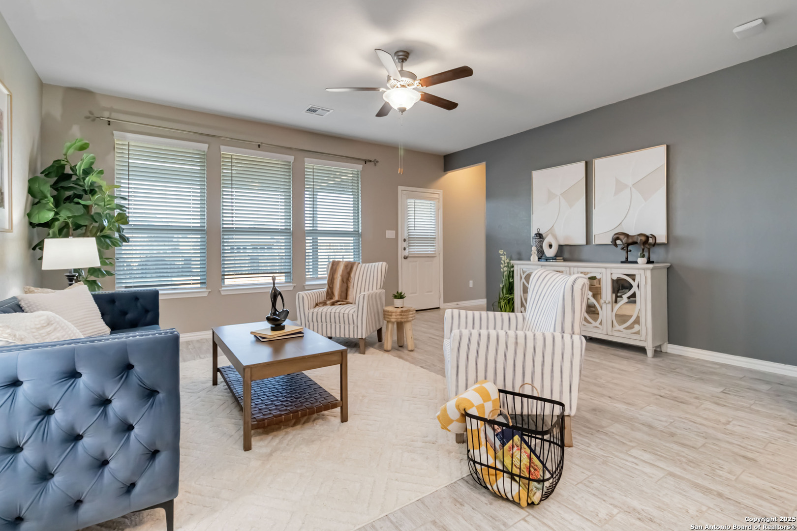 7811 Belmont Valley