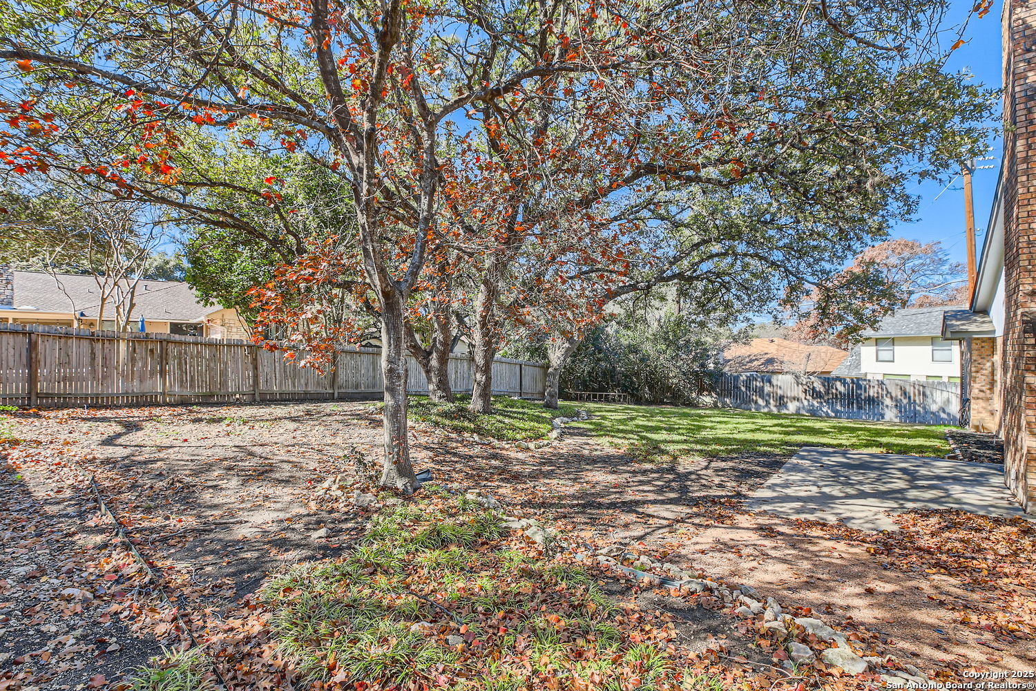 1506 PERIWINKLE ST