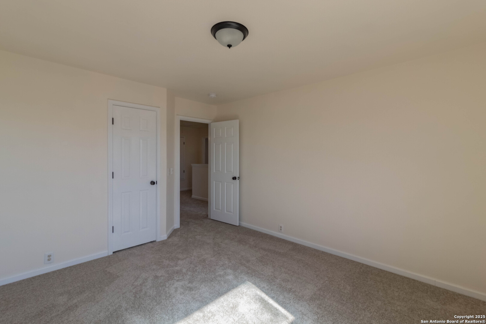 8206 ROSESPUR PARK