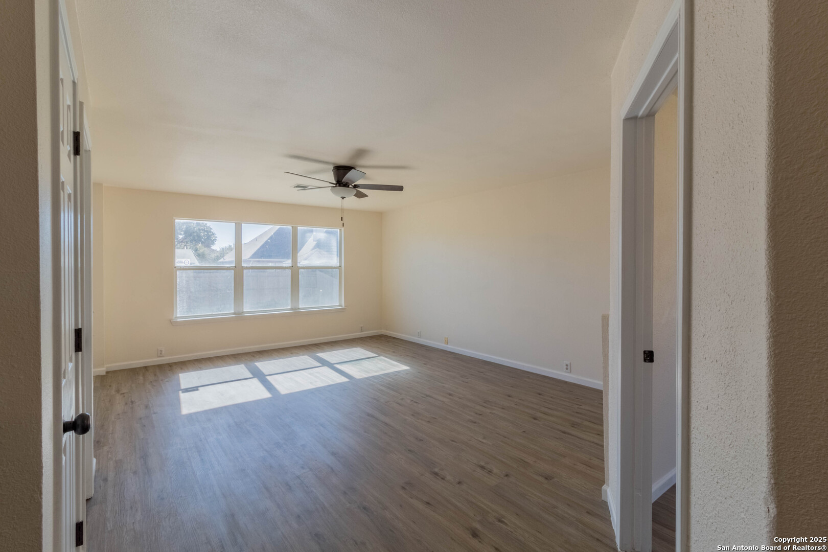 8206 ROSESPUR PARK