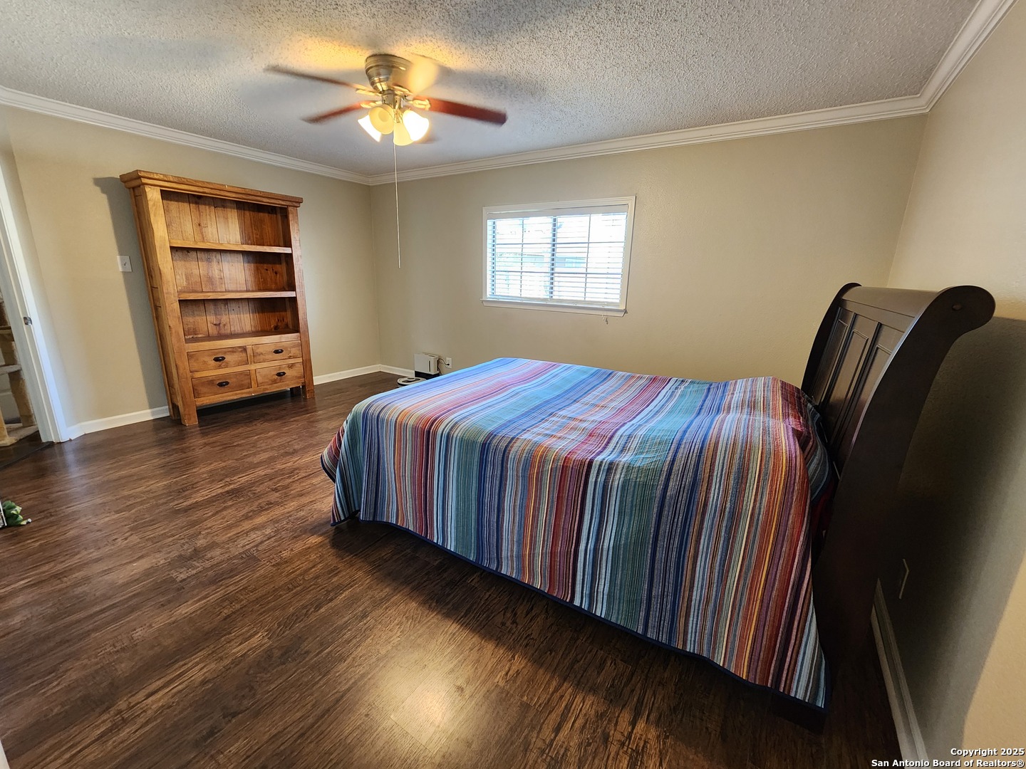 6811 Cypress mist