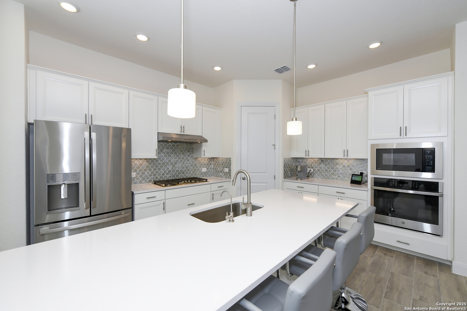 22826 RIO SALADO