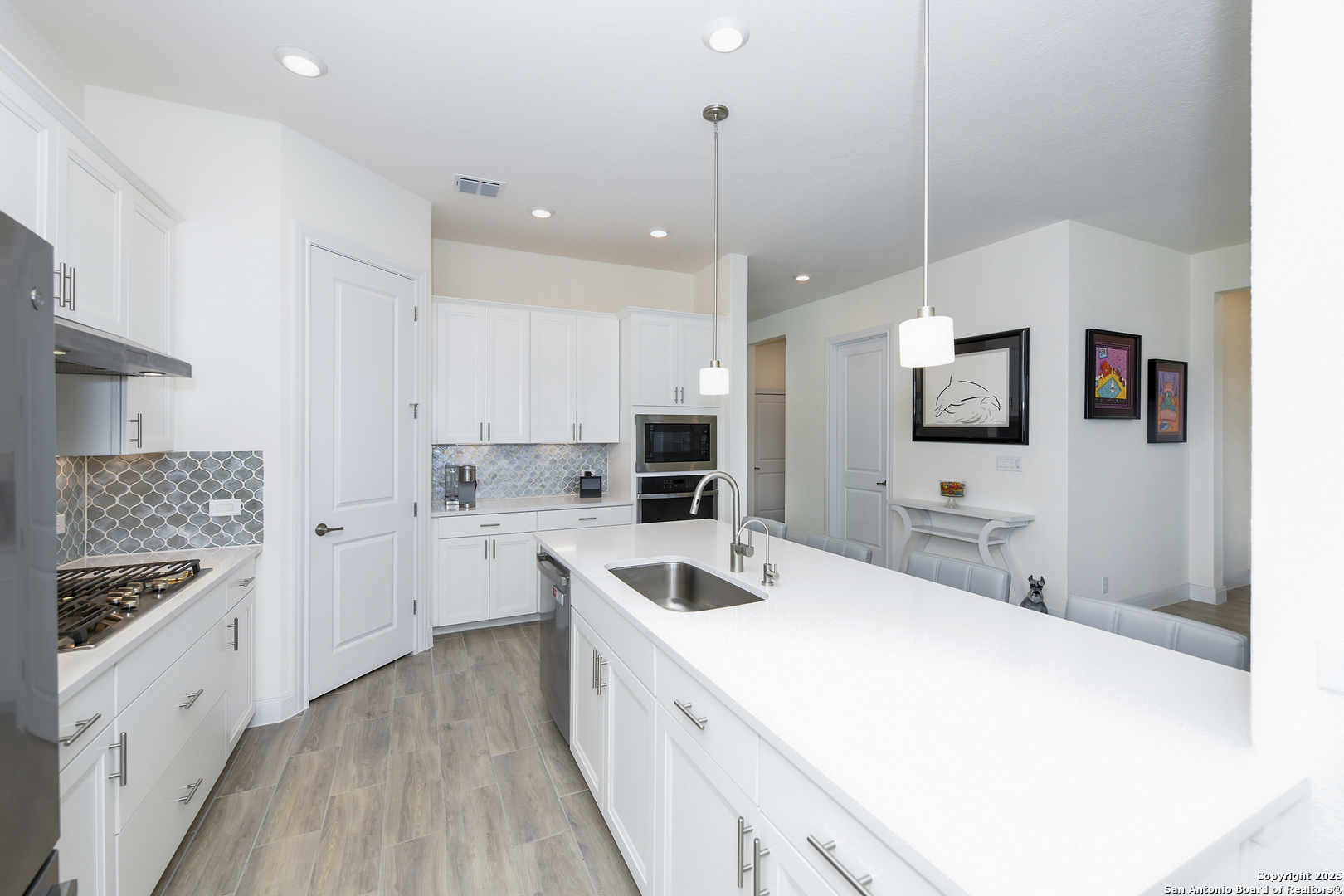 22826 RIO SALADO