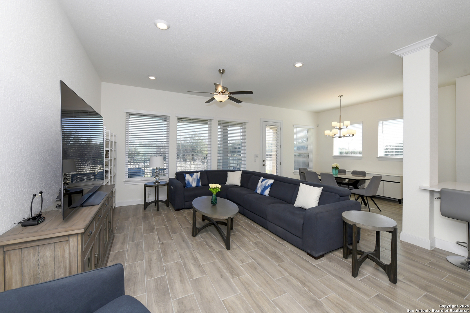 22826 RIO SALADO