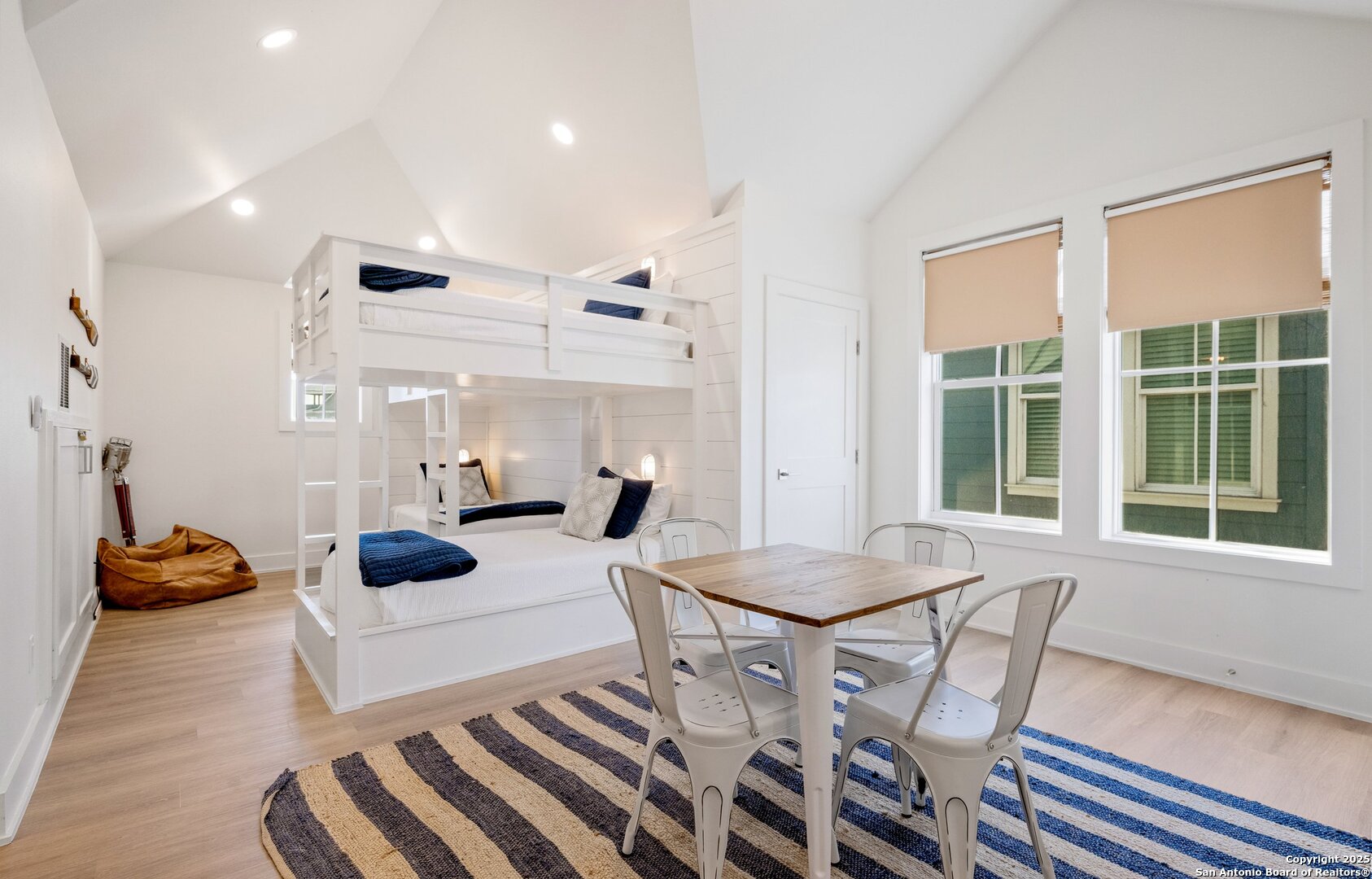 222 Sunrise Ave