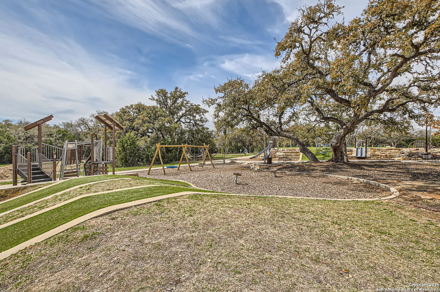 31577 UNTRODDEN WAY