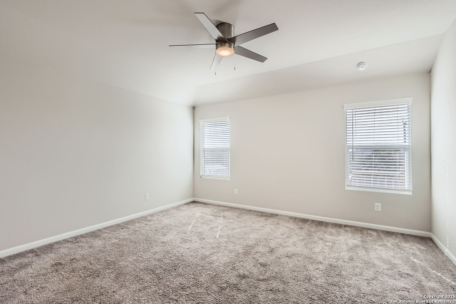 31577 UNTRODDEN WAY