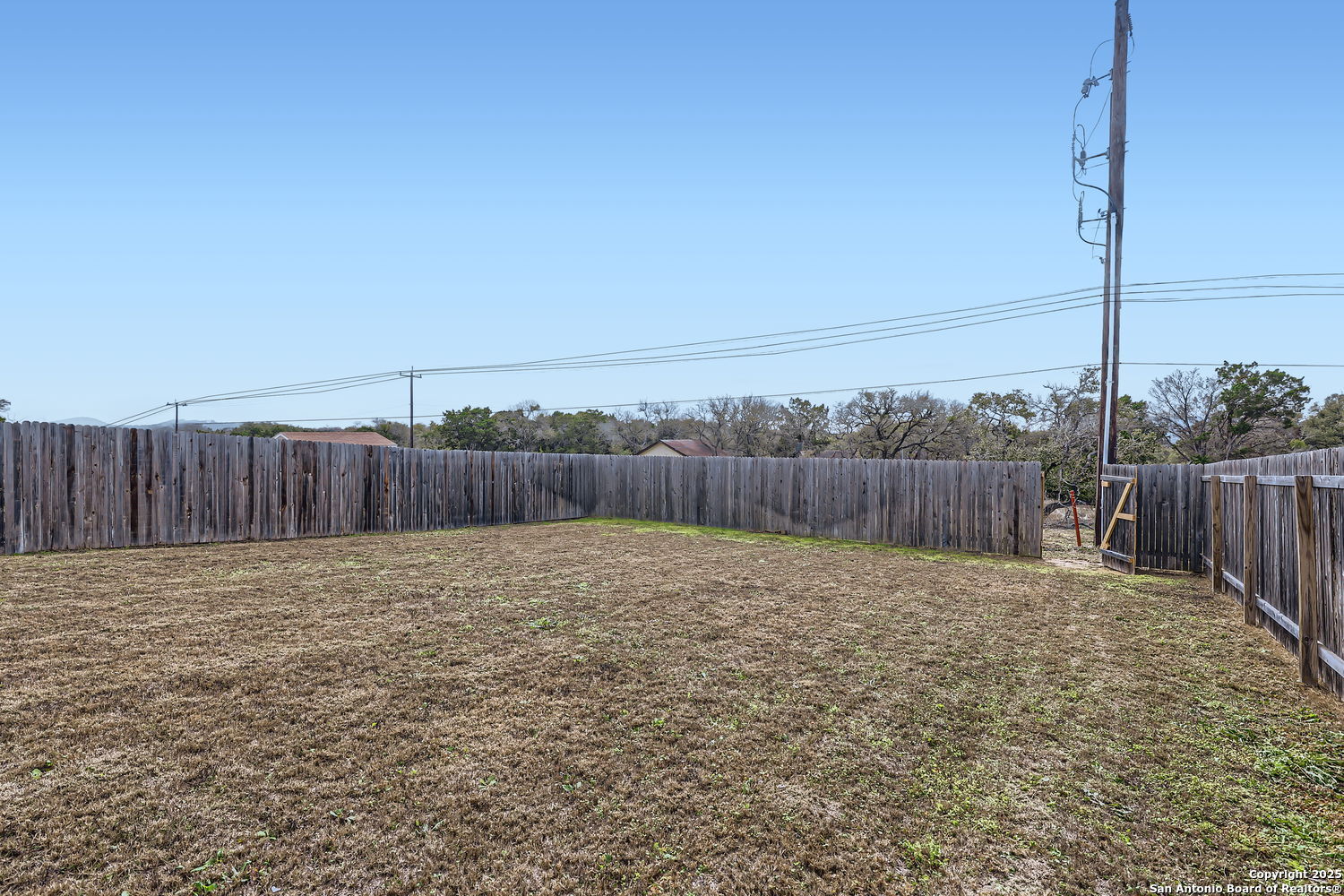 31577 UNTRODDEN WAY