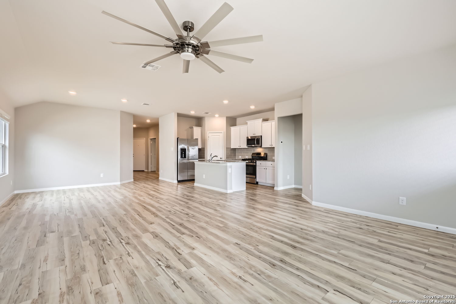 31577 UNTRODDEN WAY