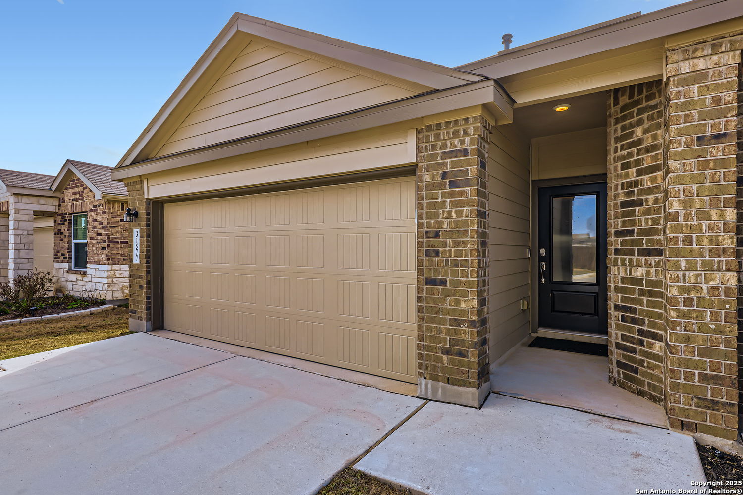 31577 UNTRODDEN WAY