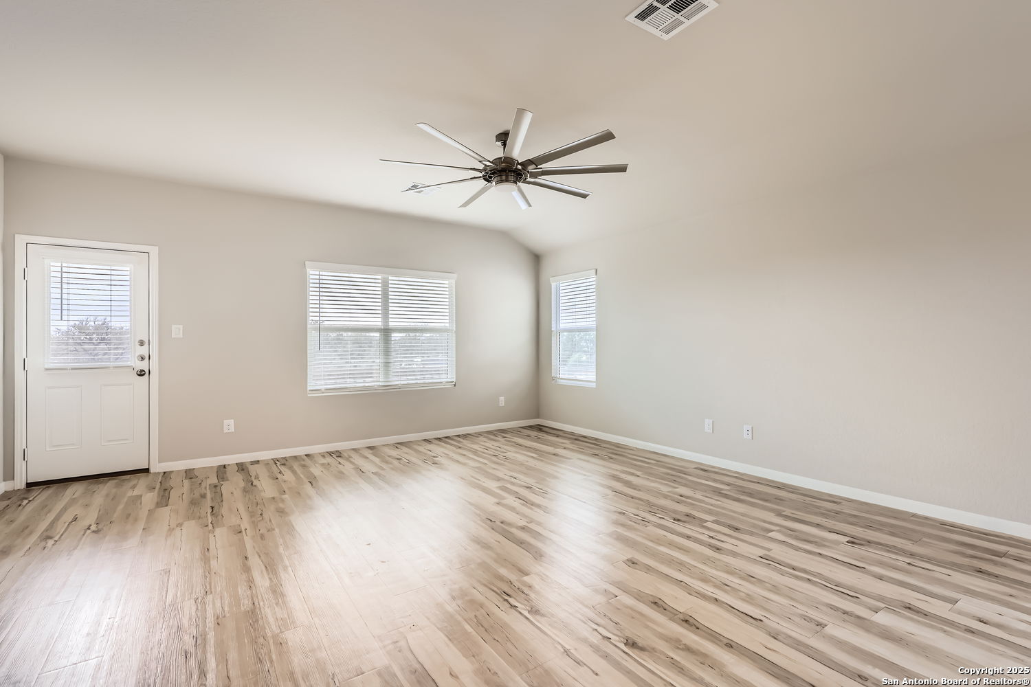 31577 UNTRODDEN WAY