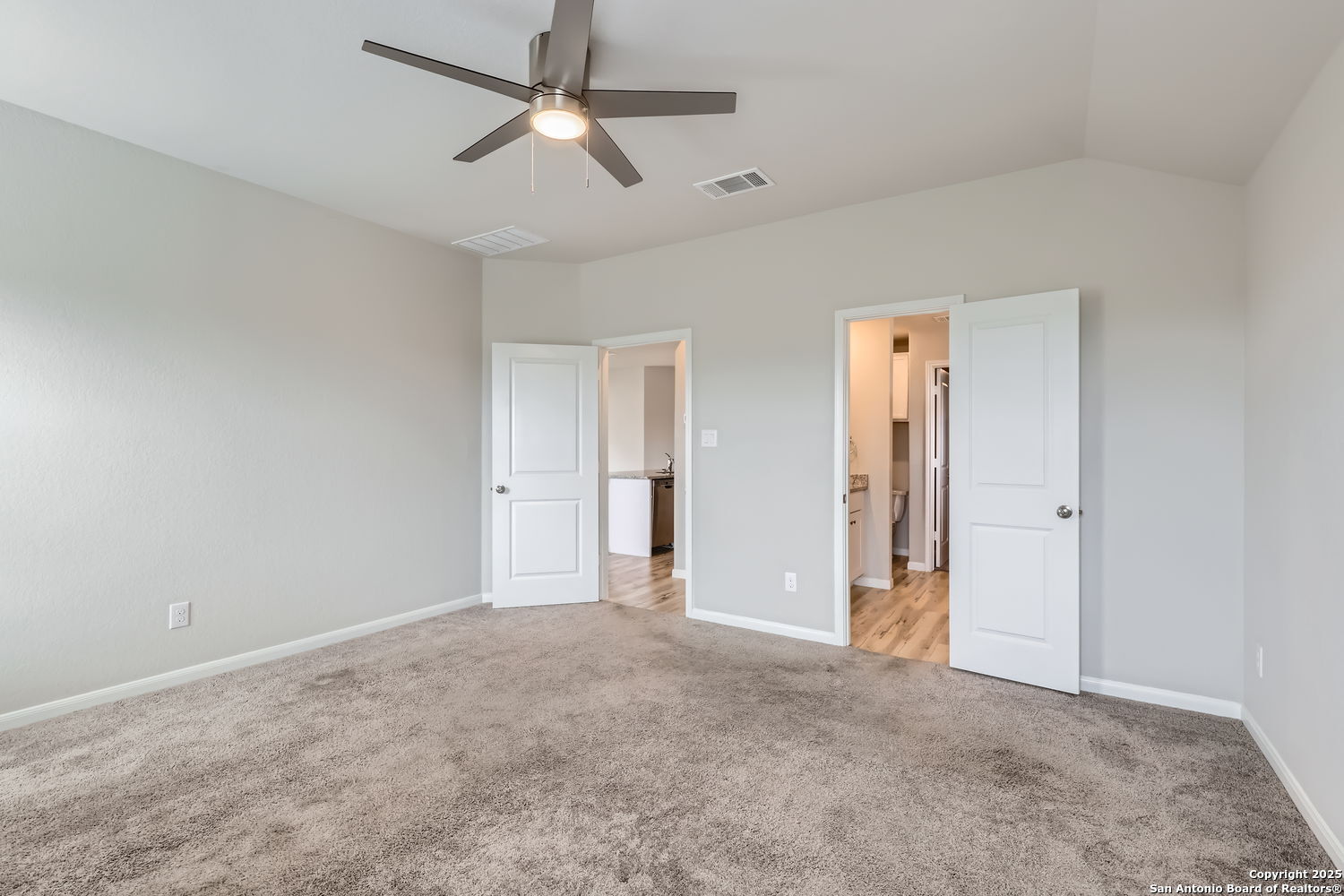 31577 UNTRODDEN WAY