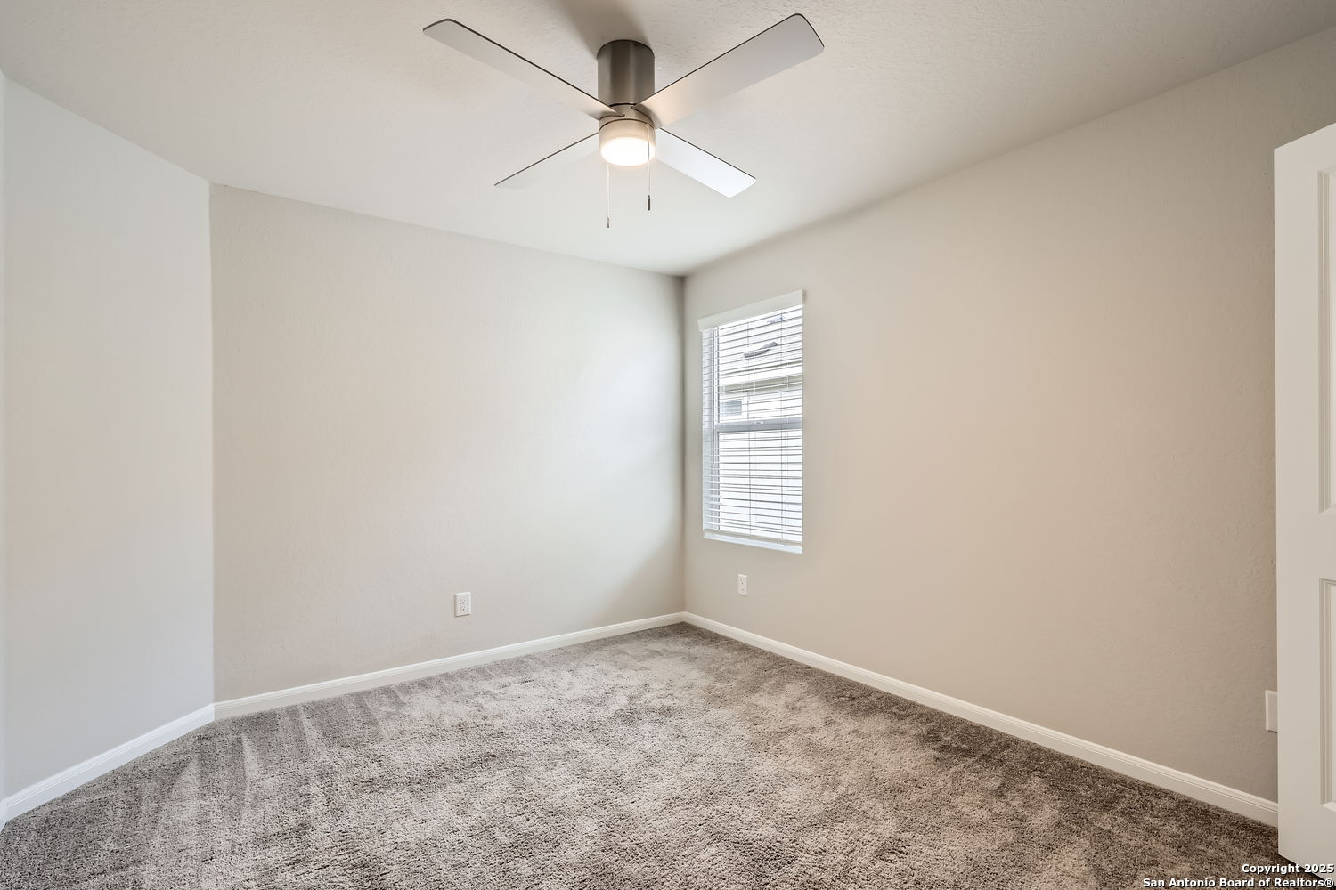 31577 UNTRODDEN WAY