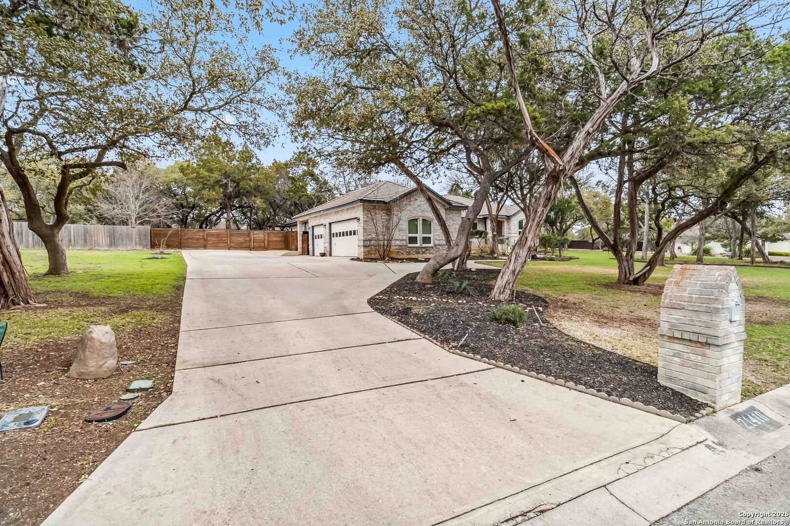21410 FOREST WATERS CIR
