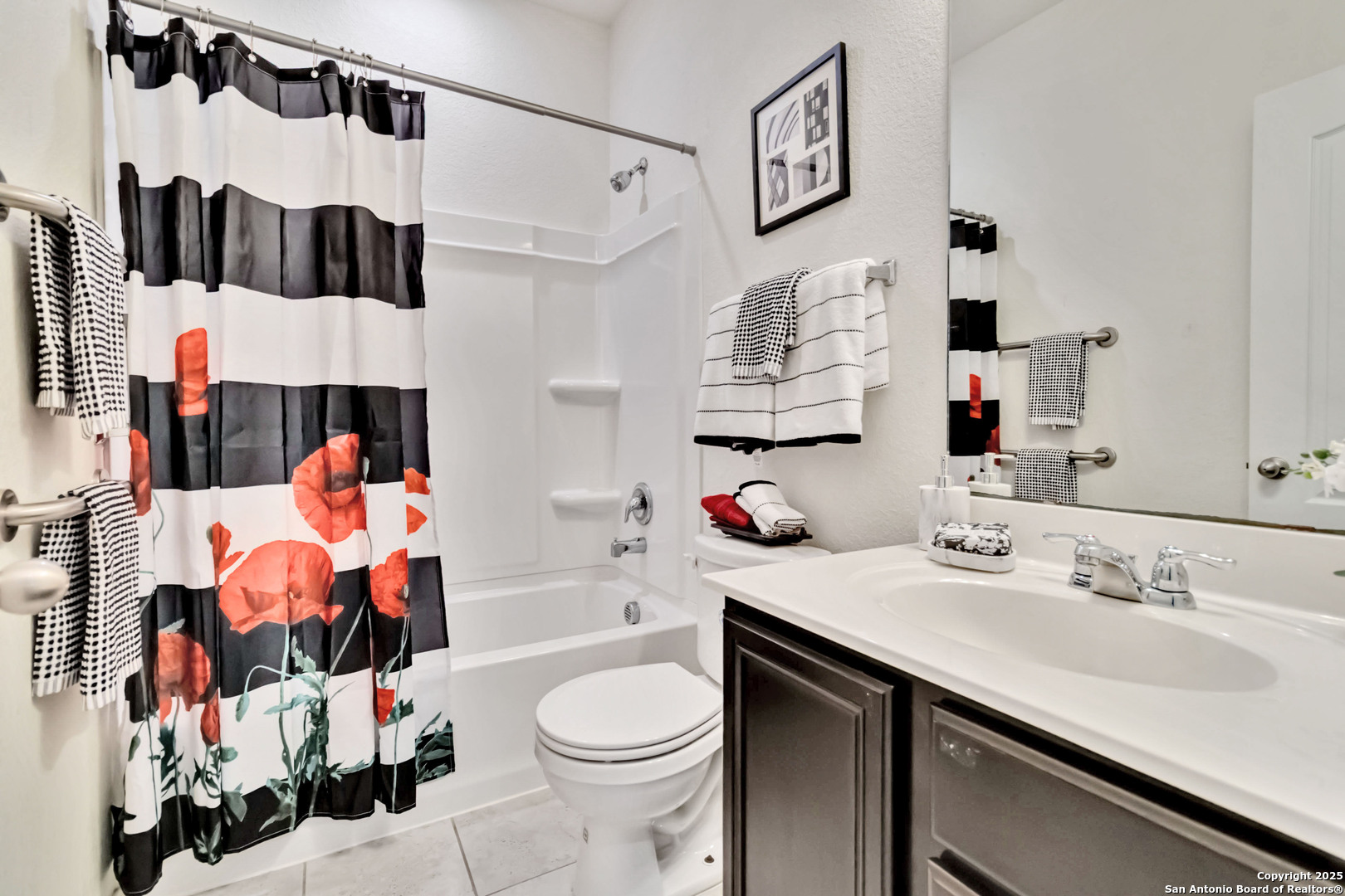 4719 Montrose Wood