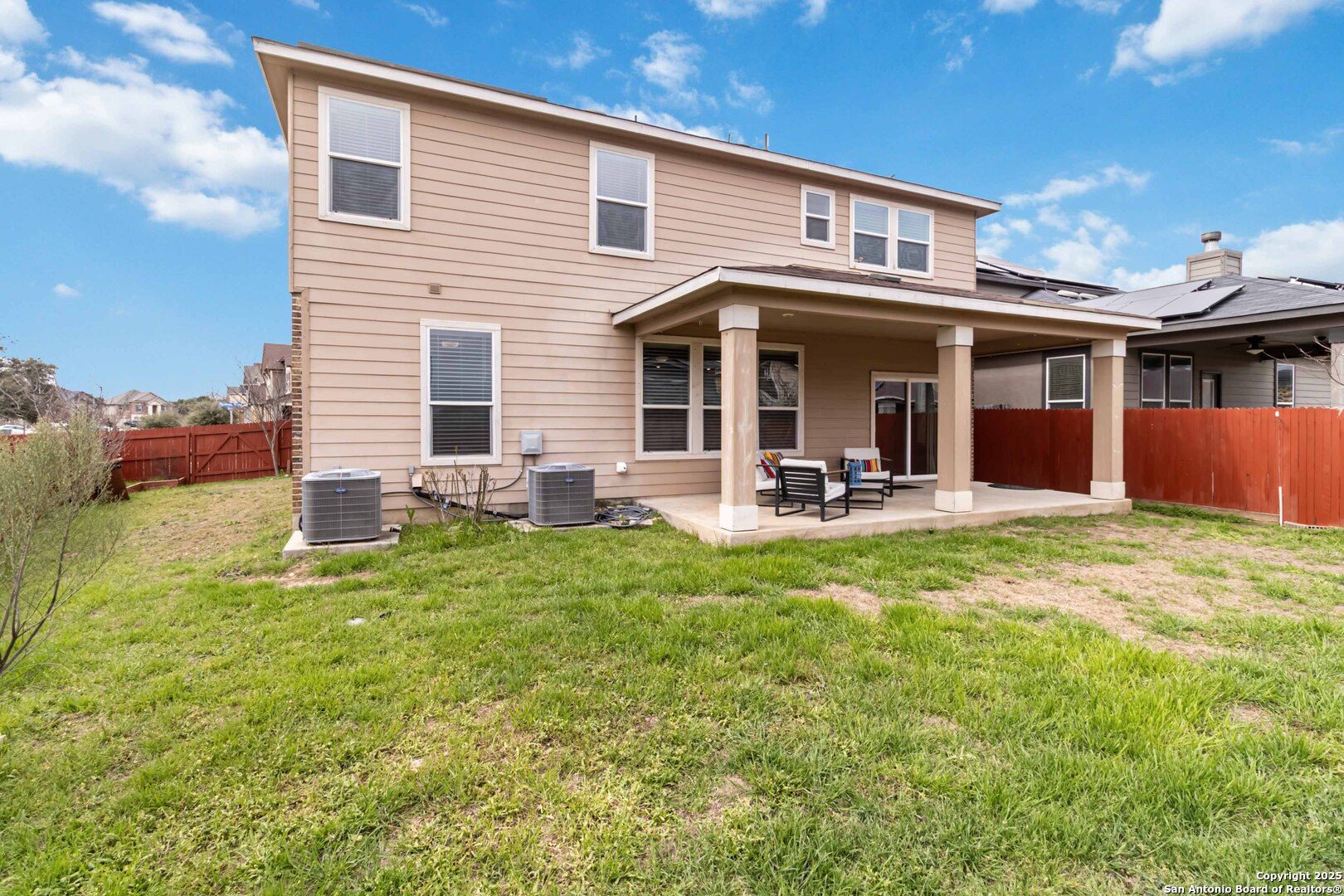 4719 Montrose Wood