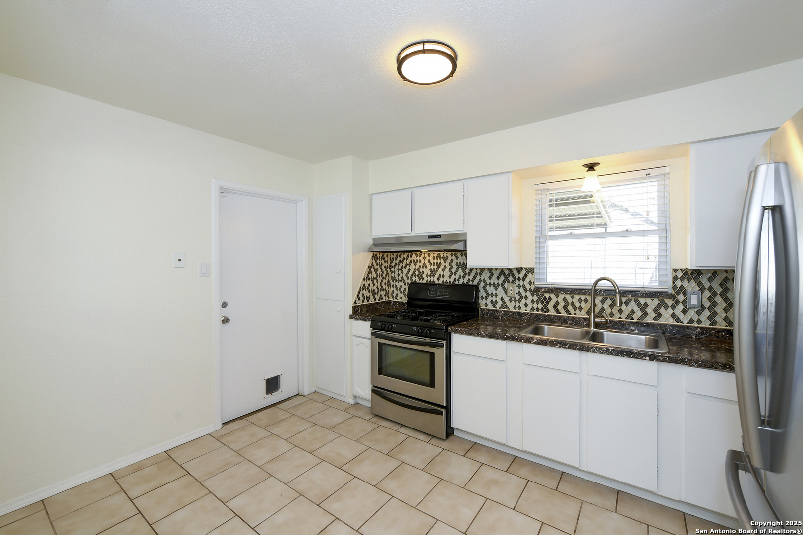 200 Michelle Dr